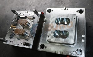 Plastic paint pot mould
